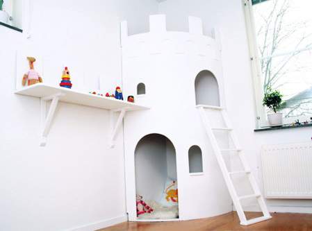 dvorac igraonica u uglu dečije sobe