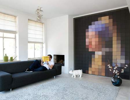 pikselizovana poznata umetnička dela na zidu sobe
